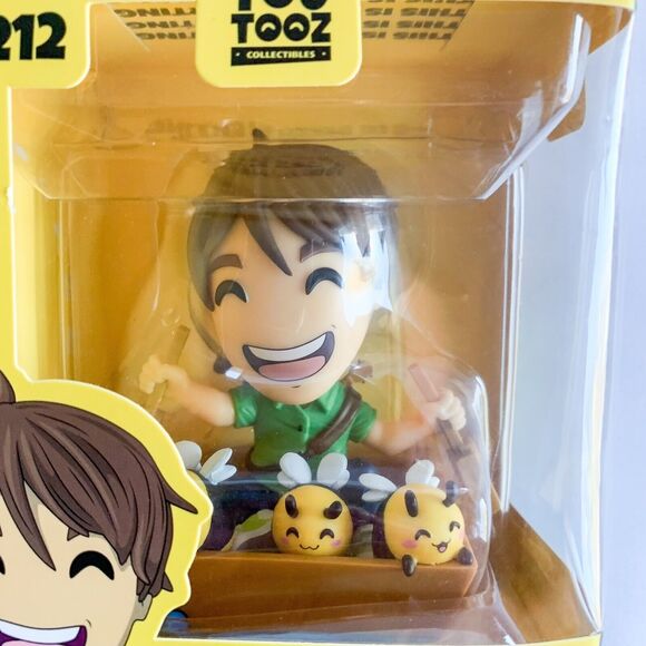 Youtooz Tubbo #212 Dream Limited Edition Vinyl figure Unscratched Code READ - Picture 6 of 9